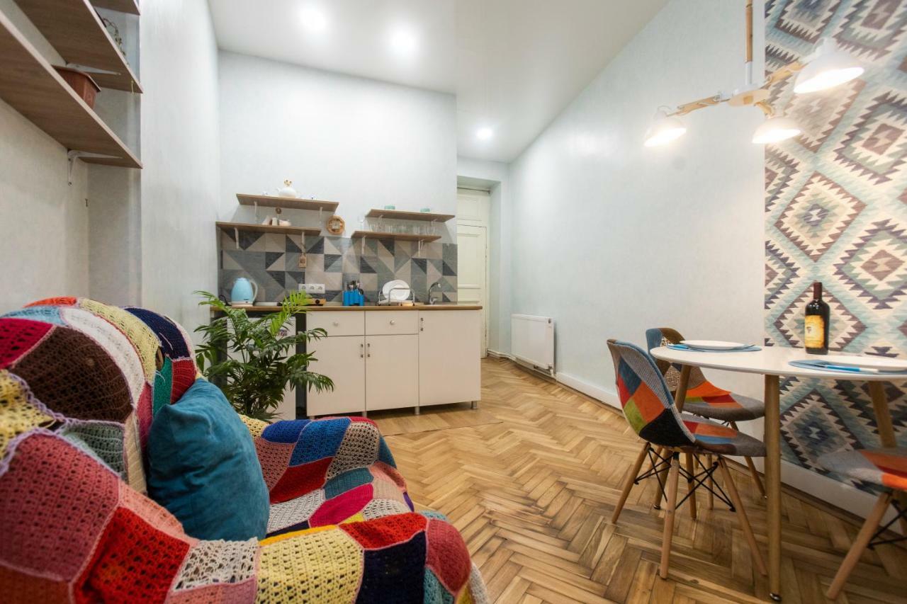 Private Apartment In The Center Of Old Tbilisi Exterior photo